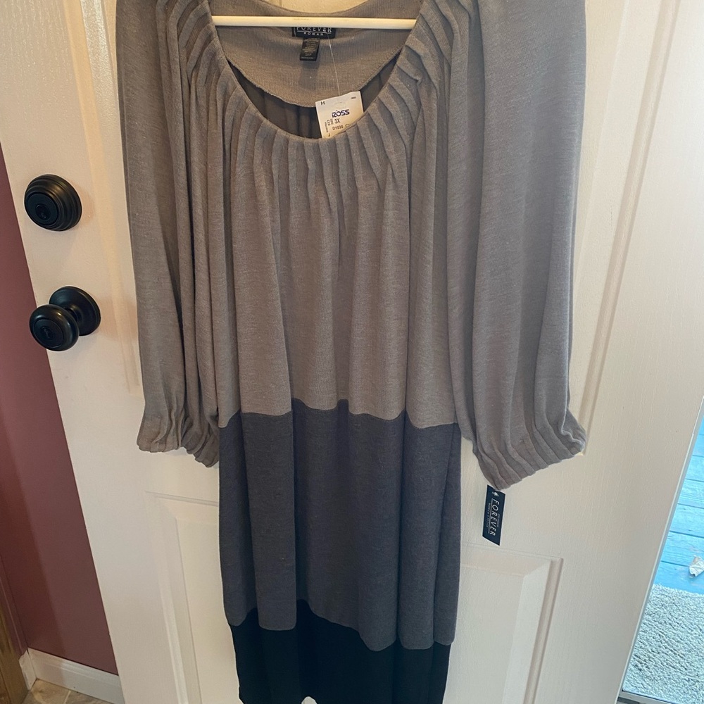 Women's Gray and Black Dress